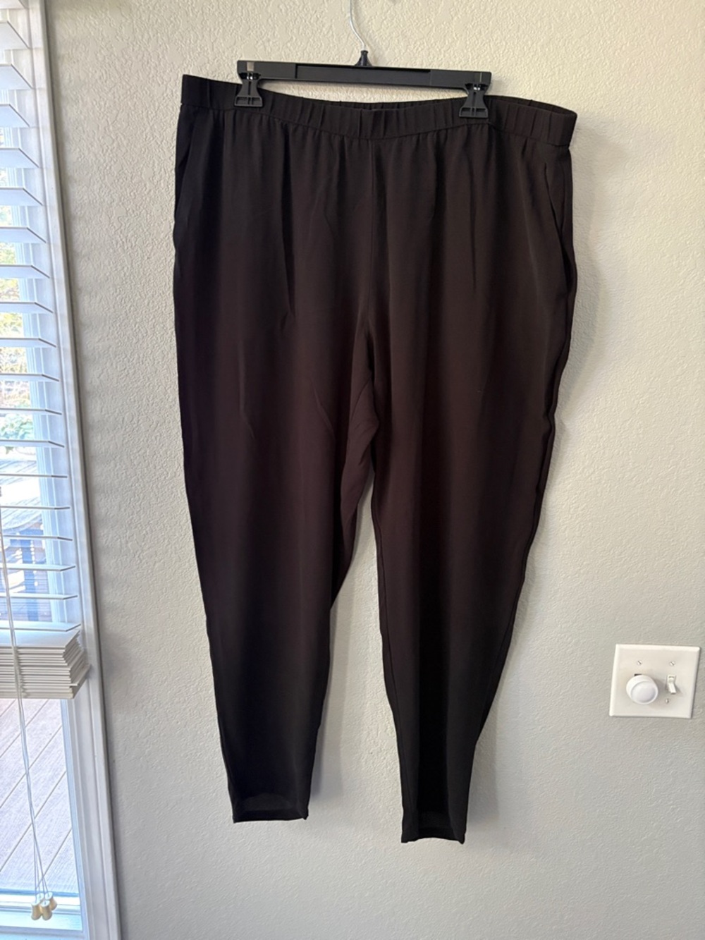 Eileen Fisher Black Pull-On Elastic Waist Pants